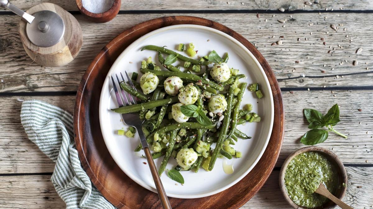 5 resep dengan mozzarella untuk memberikan sentuhan segar dan lezat pada menu musim panas